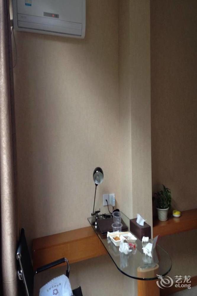 Shenzhen Huamao Aviatic Hotel מראה חיצוני תמונה