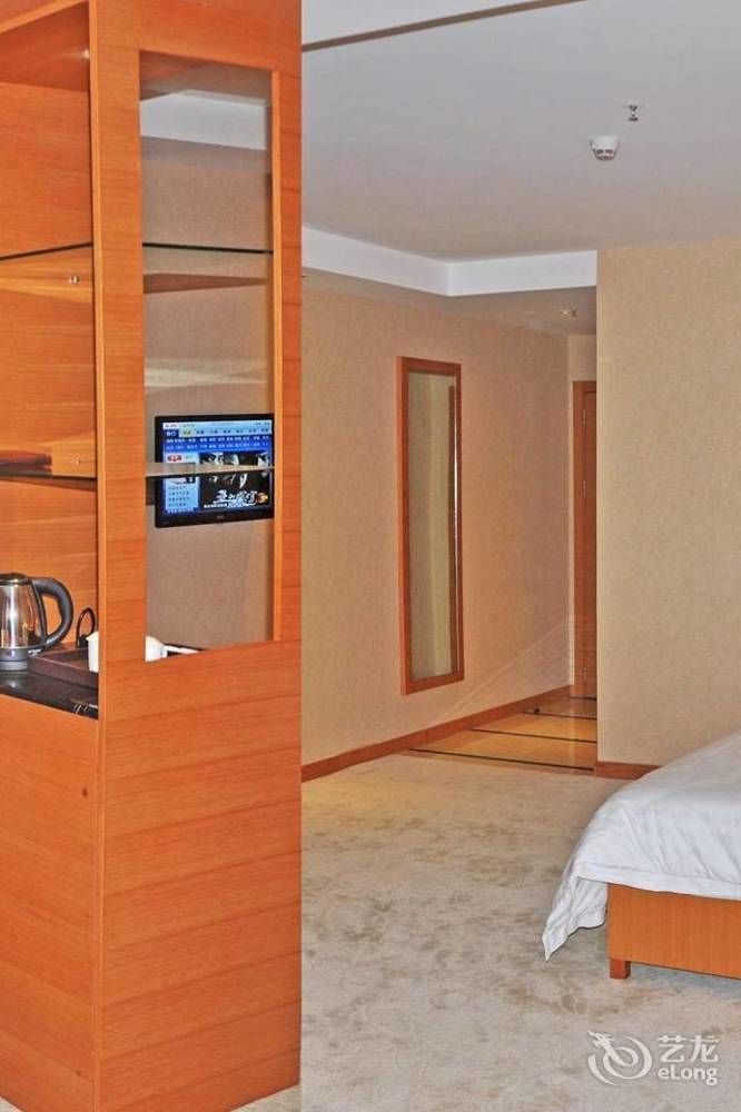 Shenzhen Huamao Aviatic Hotel מראה חיצוני תמונה
