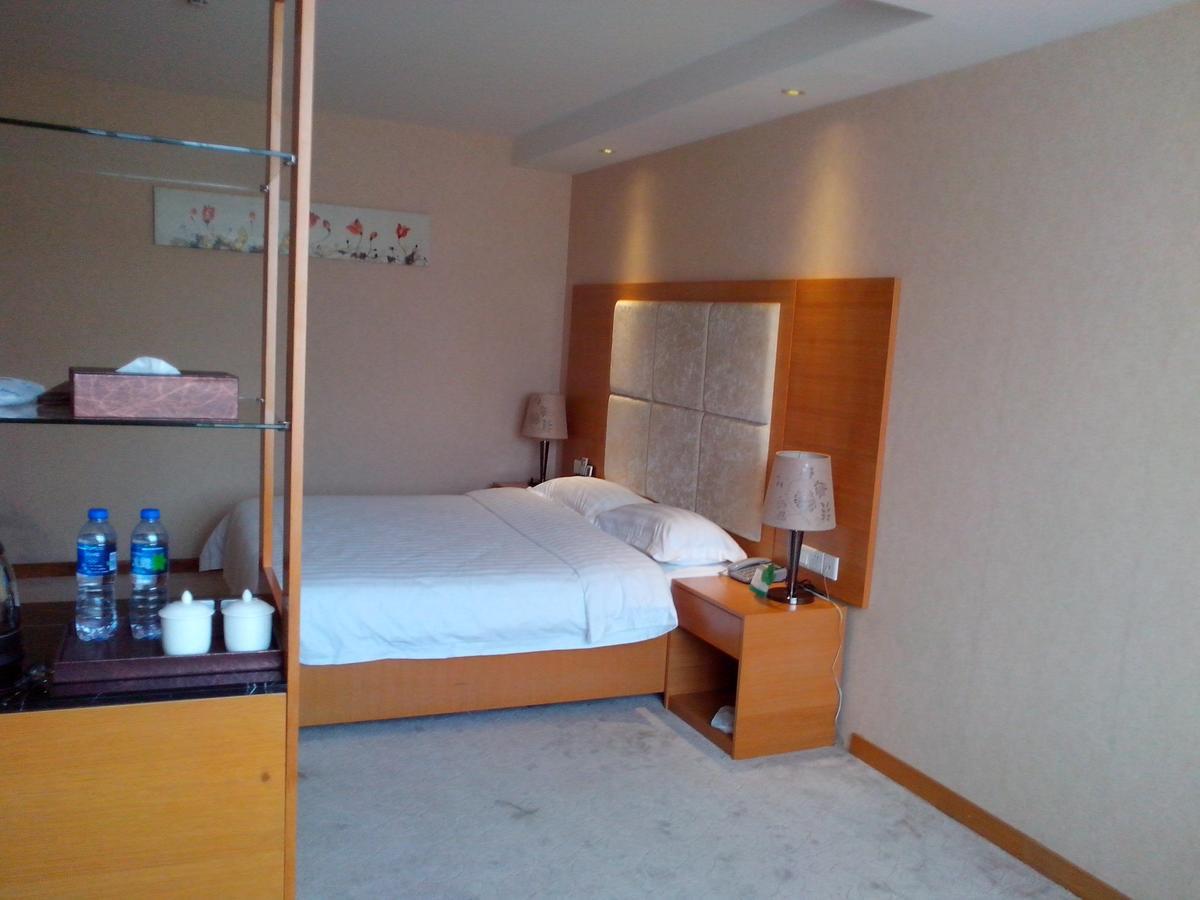 Shenzhen Huamao Aviatic Hotel מראה חיצוני תמונה