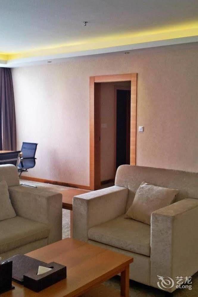 Shenzhen Huamao Aviatic Hotel מראה חיצוני תמונה